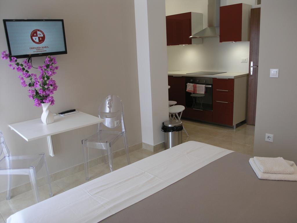 Apartments Dobrila Подгора Екстериор снимка