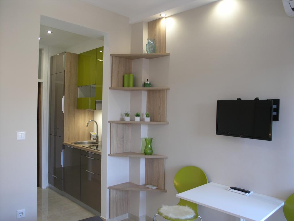Apartments Dobrila Подгора Екстериор снимка