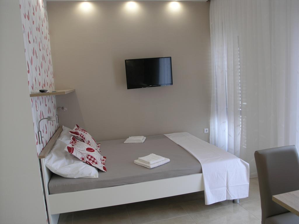 Apartments Dobrila Подгора Екстериор снимка