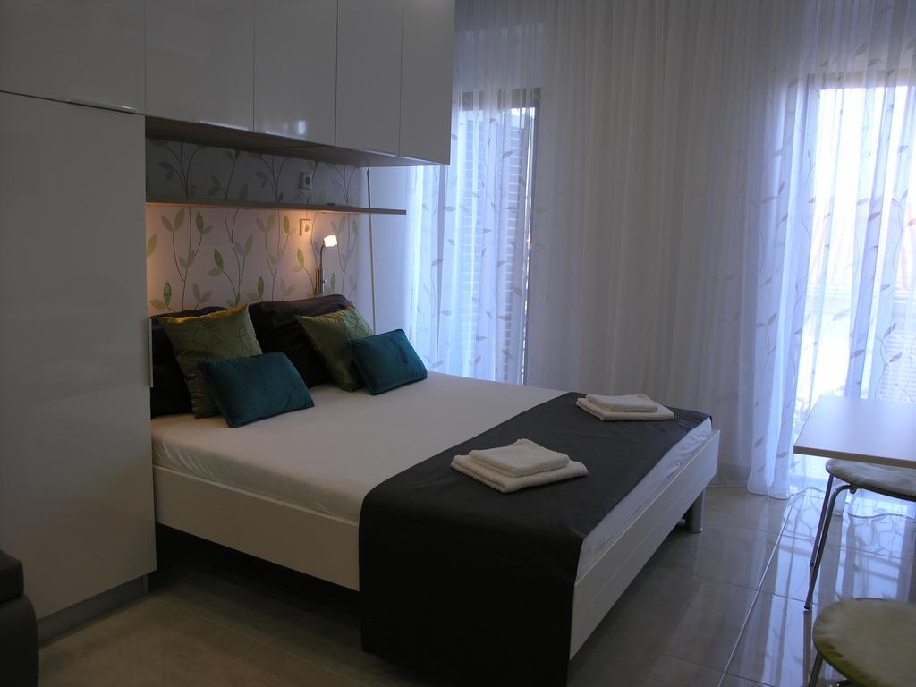 Apartments Dobrila Подгора Екстериор снимка