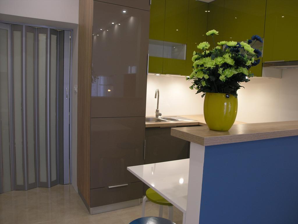 Apartments Dobrila Подгора Екстериор снимка