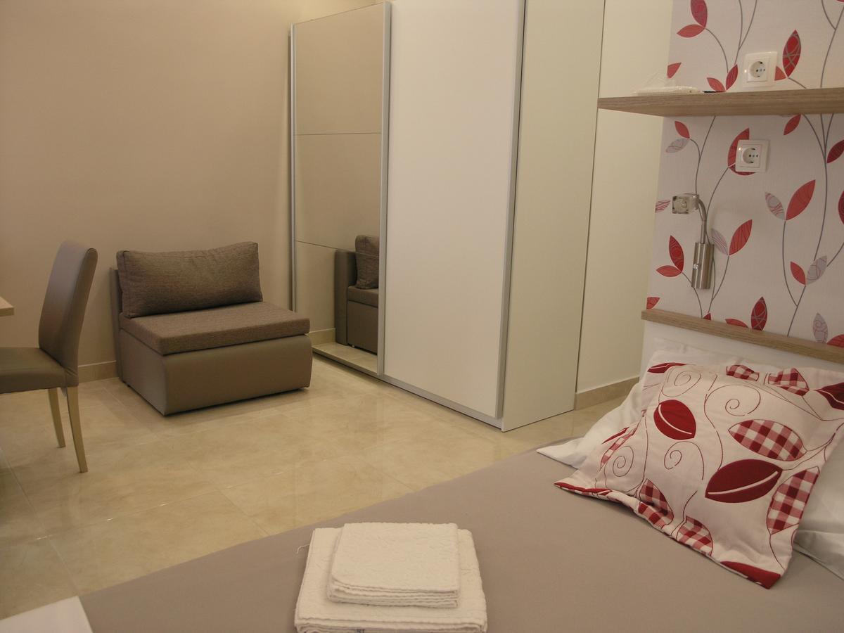 Apartments Dobrila Подгора Екстериор снимка