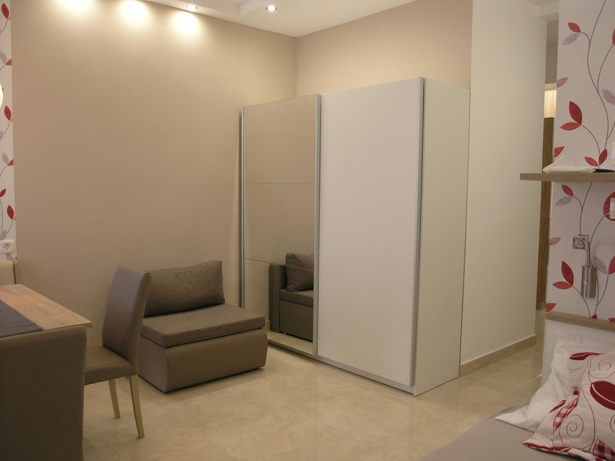 Apartments Dobrila Подгора Екстериор снимка